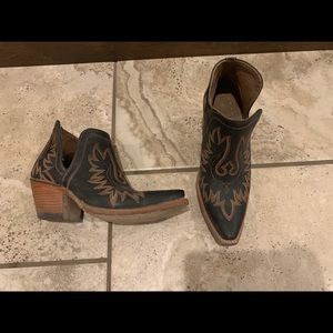 Ariat Dixon Bootie